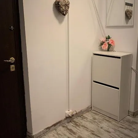 City Center- Huge Private Room Homestay